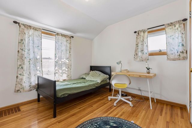 3148 Hampshire Avenue S, Saint Louis Park, MN 55426