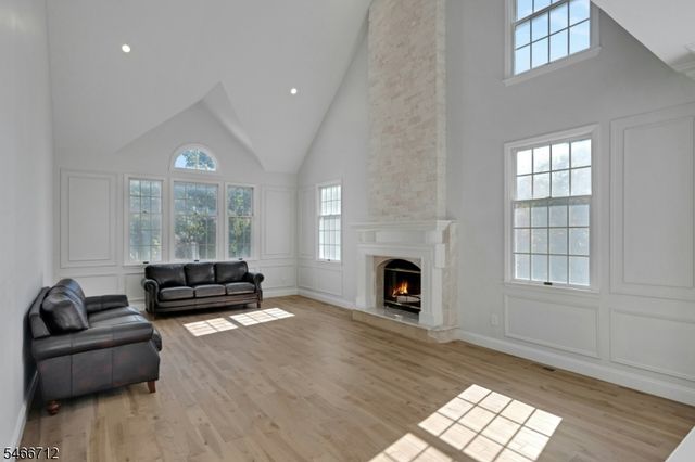 106 Pancake Hollow Dr, Wayne Twp., NJ 07470
