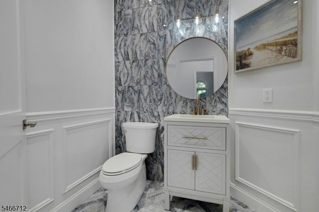 106 Pancake Hollow Dr, Wayne Twp., NJ 07470