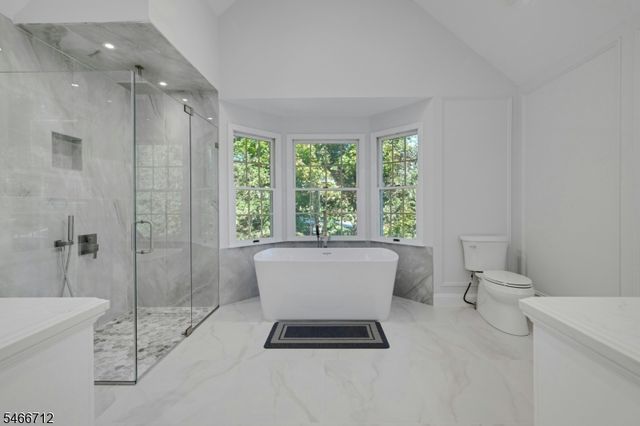 106 Pancake Hollow Dr, Wayne Twp., NJ 07470