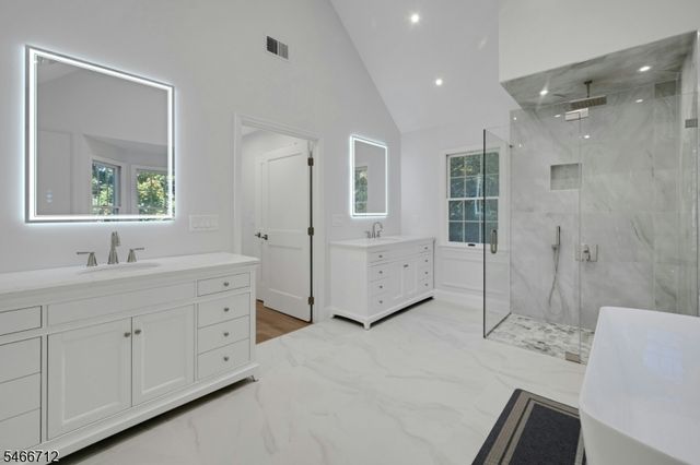 106 Pancake Hollow Dr, Wayne Twp., NJ 07470