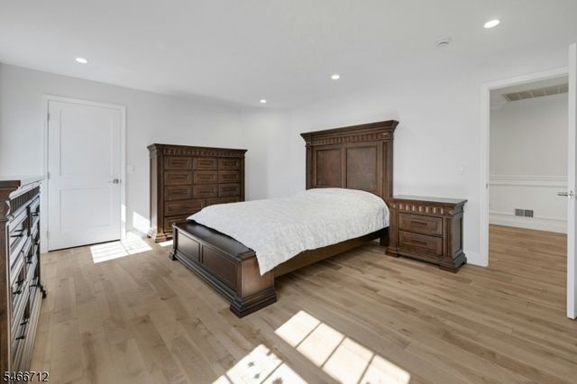 106 Pancake Hollow Dr, Wayne Twp., NJ 07470