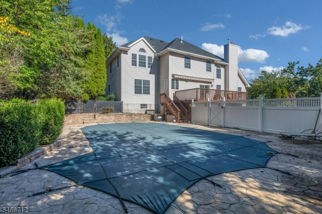 106 Pancake Hollow Dr, Wayne Twp., NJ 07470
