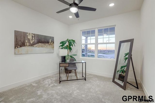 10209 S 180 Avenue Circle, Omaha, NE 68136