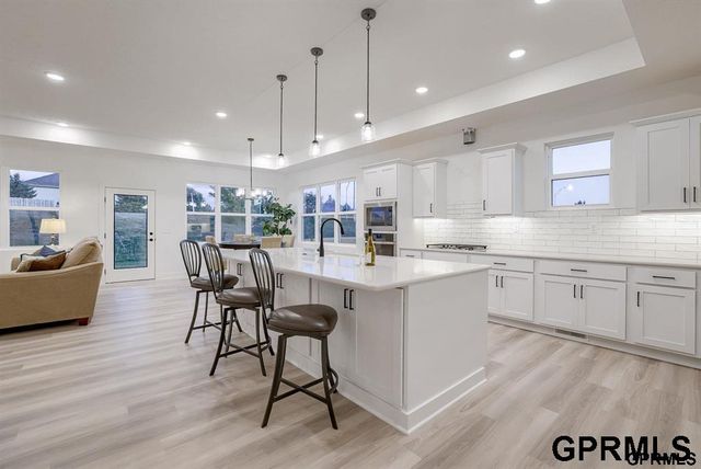 10209 S 180 Avenue Circle, Omaha, NE 68136