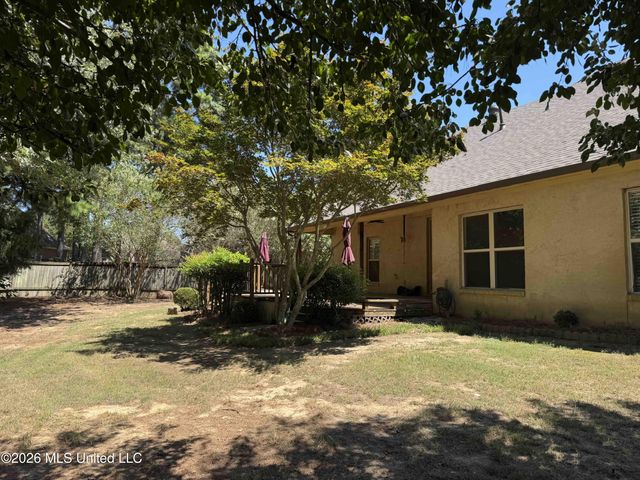 103 Red Oak Court, Madison, MS 39110