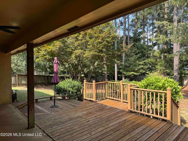 103 Red Oak Court, Madison, MS 39110