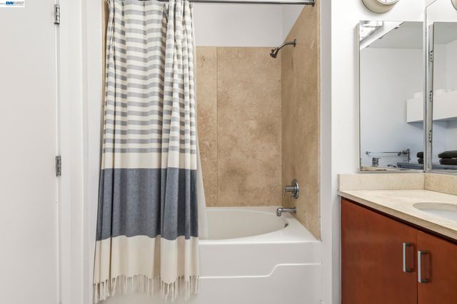 630 Thomas L Berkley Way 403, Oakland, CA 94612