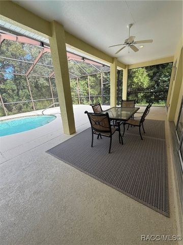 12 Sweet Peas Court, Homosassa, FL 34446