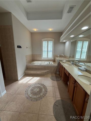 12 Sweet Peas Court, Homosassa, FL 34446