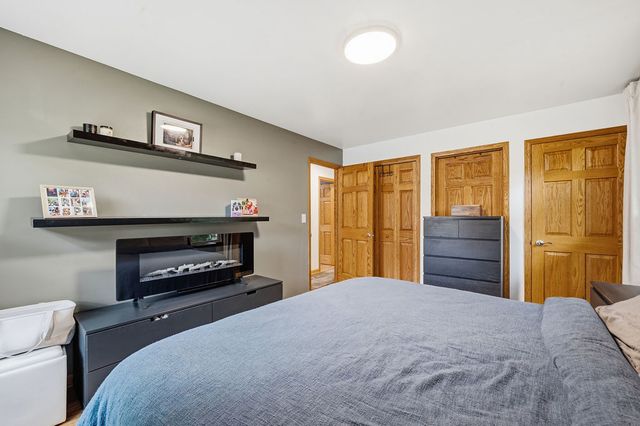 7341 East Avenue, Hanover Park, IL 60133