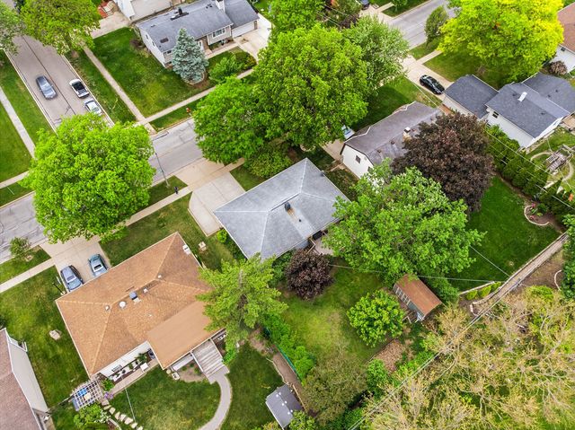 7341 East Avenue, Hanover Park, IL 60133
