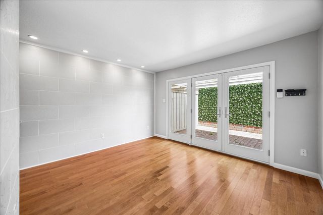 6408 Olympia Drive 132, Houston, TX 77057