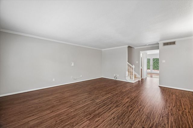 6408 Olympia Drive 132, Houston, TX 77057