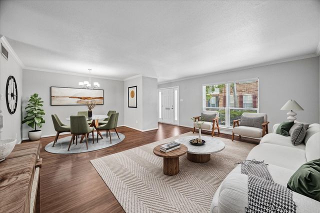 6408 Olympia Drive 132, Houston, TX 77057