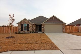 310 Sullivans, Centerton, AR 72719