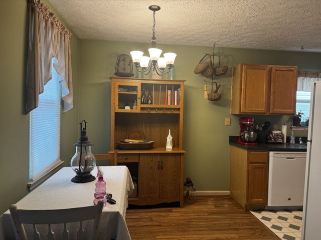 102 River Bend Rd, Hendersonville, TN 37075