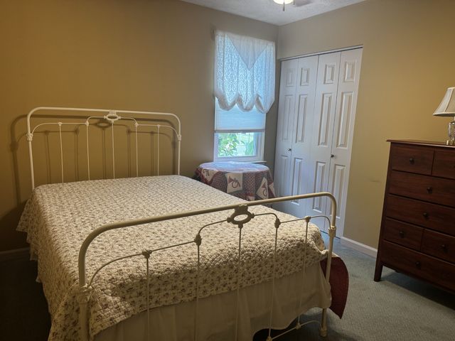 102 River Bend Rd, Hendersonville, TN 37075