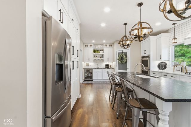 129 E Laredo Way N, Carmel, IN 46032