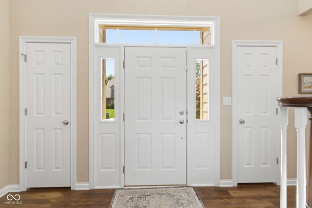 129 E Laredo Way N, Carmel, IN 46032