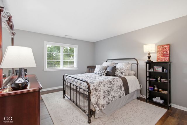 129 E Laredo Way N, Carmel, IN 46032