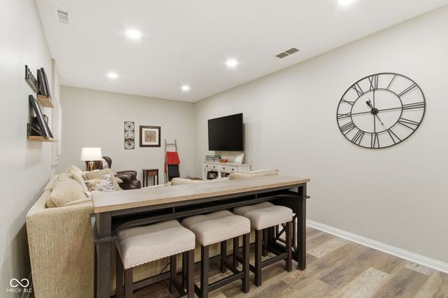 129 E Laredo Way N, Carmel, IN 46032