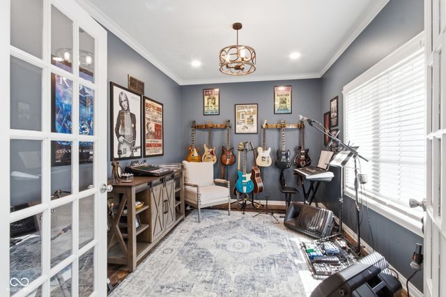 129 E Laredo Way N, Carmel, IN 46032