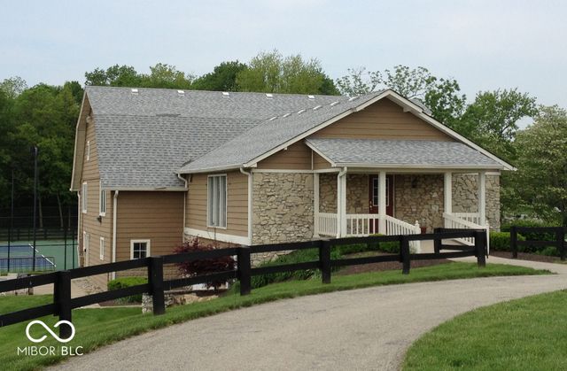 129 E Laredo Way N, Carmel, IN 46032