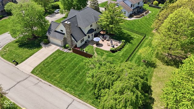 129 E Laredo Way N, Carmel, IN 46032