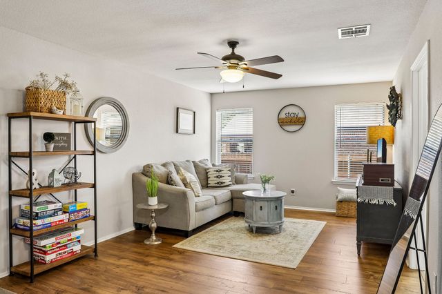 705 Mcalpin Road, Midlothian, TX 76065