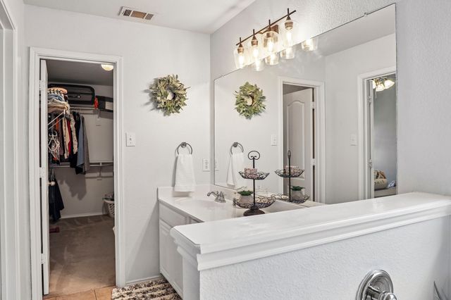 705 Mcalpin Road, Midlothian, TX 76065