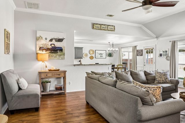 705 Mcalpin Road, Midlothian, TX 76065