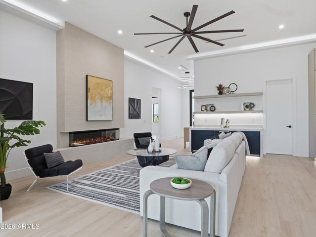 8508 E INDIANOLA Avenue, Scottsdale, AZ 85251