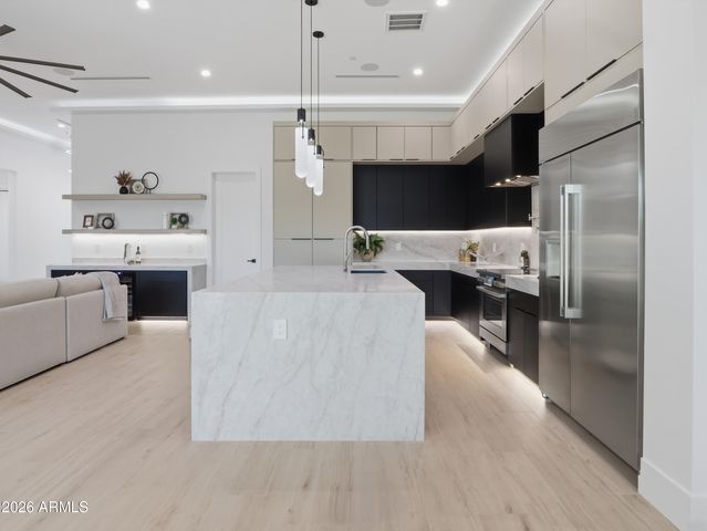 8508 E INDIANOLA Avenue, Scottsdale, AZ 85251