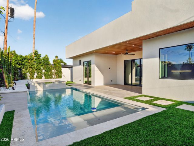 8508 E INDIANOLA Avenue, Scottsdale, AZ 85251