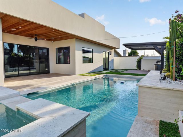 8508 E INDIANOLA Avenue, Scottsdale, AZ 85251
