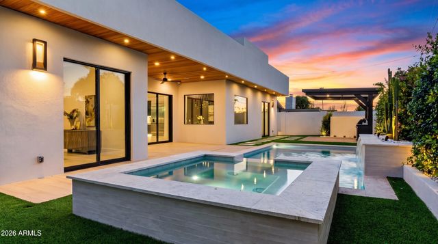 8508 E INDIANOLA Avenue, Scottsdale, AZ 85251