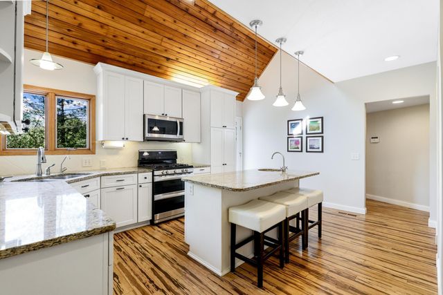 25451 Dakota Avenue, Elko New Market, MN 55020