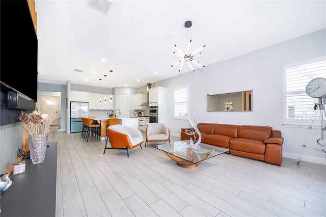 16012 VOLTERRA POINT, Montverde, FL 34756
