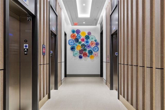 275 1ST AVENUE S 2702, St Petersburg, FL 33701