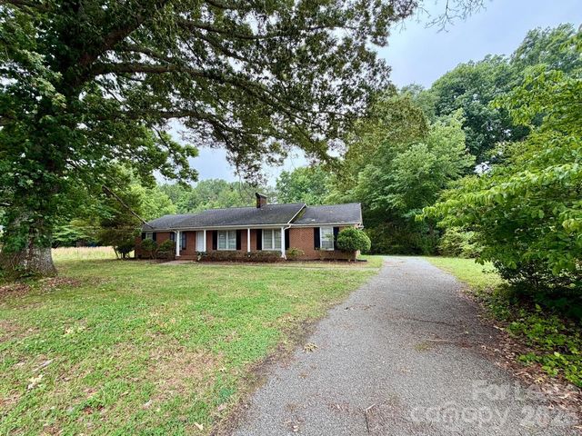 3720 S Providence Road, Waxhaw, NC 28173