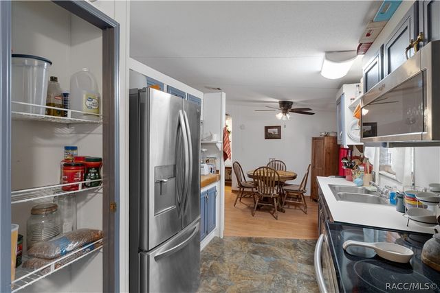 6037 W Patriot Street, Homosassa, FL 34448