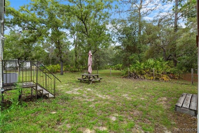 6037 W Patriot Street, Homosassa, FL 34448