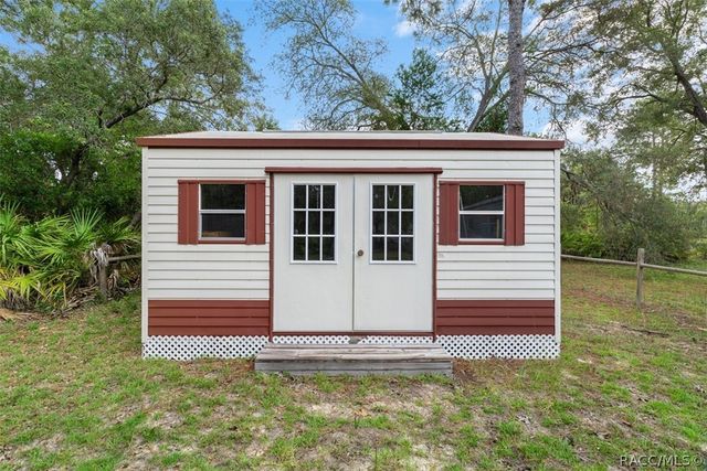 6037 W Patriot Street, Homosassa, FL 34448