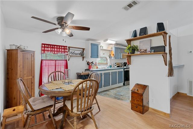 6037 W Patriot Street, Homosassa, FL 34448