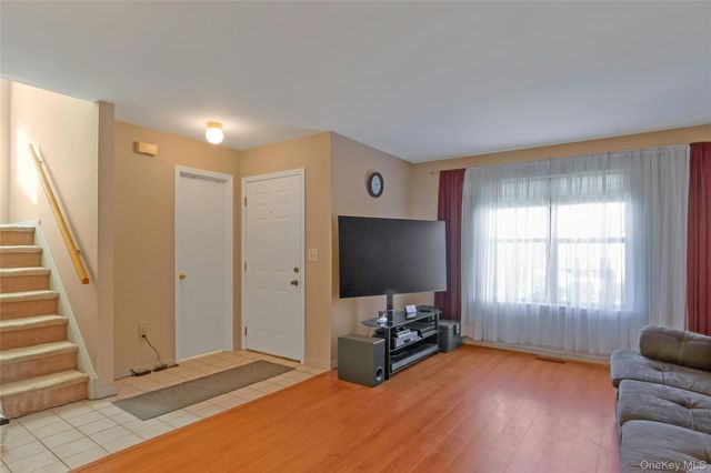 44 Natalie Court, Monroe, NY 10950