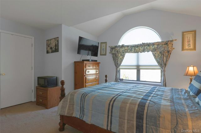 44 Natalie Court, Monroe, NY 10950