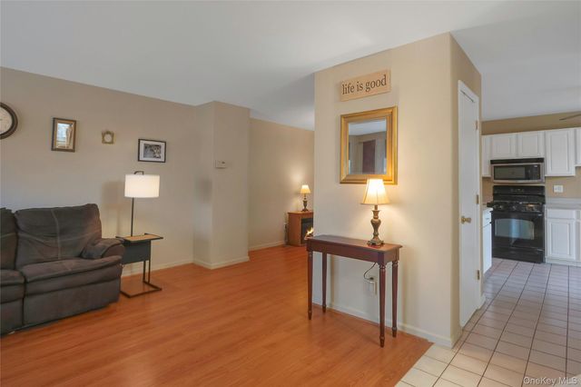 44 Natalie Court, Monroe, NY 10950