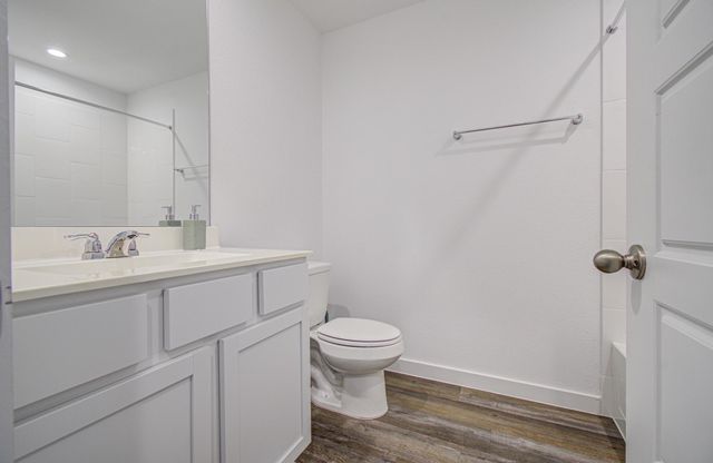 1130 Desert Willow Drive, Rosharon, TX 77583