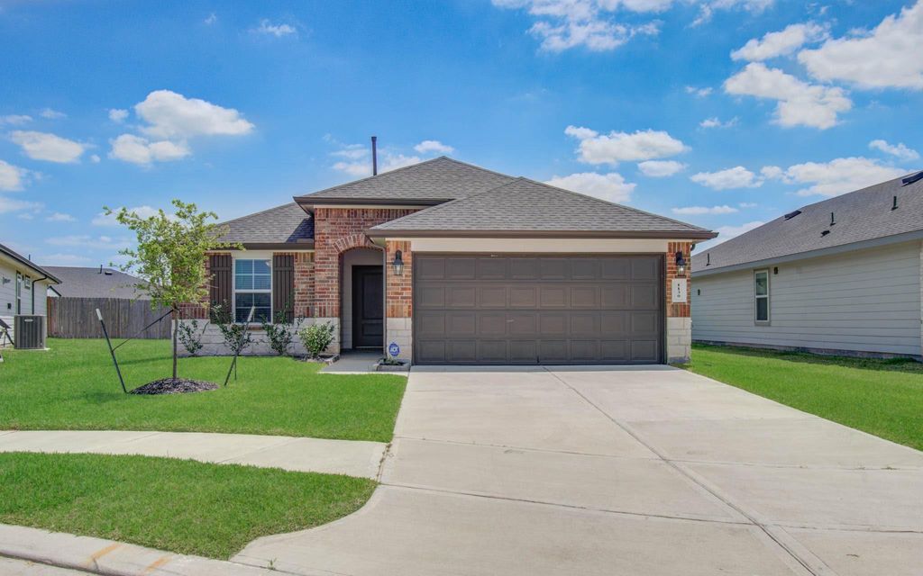 1130 Desert Willow Drive, Rosharon, TX 77583